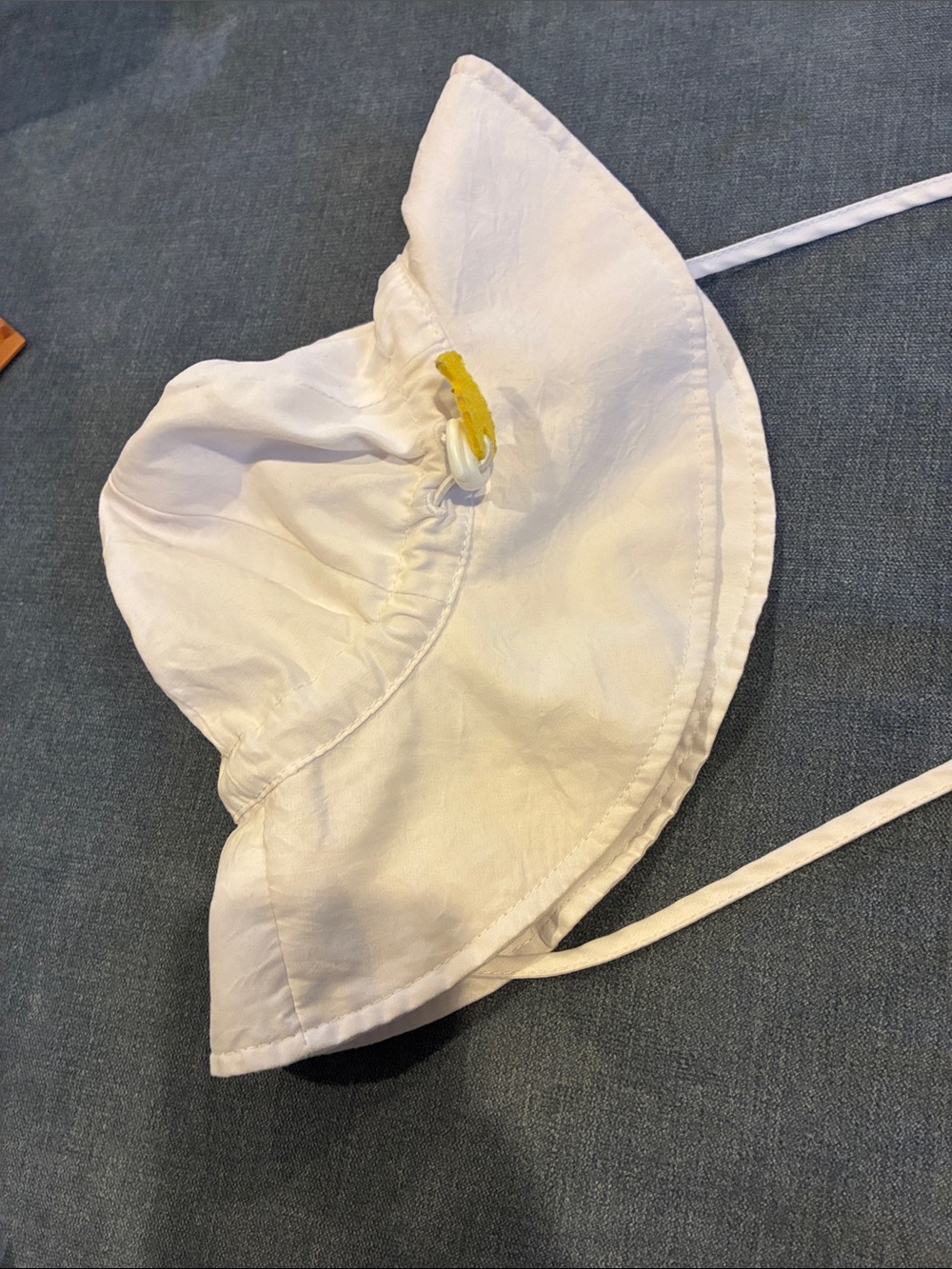 Adjustable Baby Floppy Sun Hat ☀️🤍